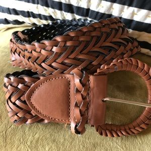 Brown leather woven waist belt